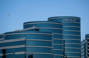Oracle sa thải 21.000 nhân viên, thừa nhận AI thay thế một số vị trí