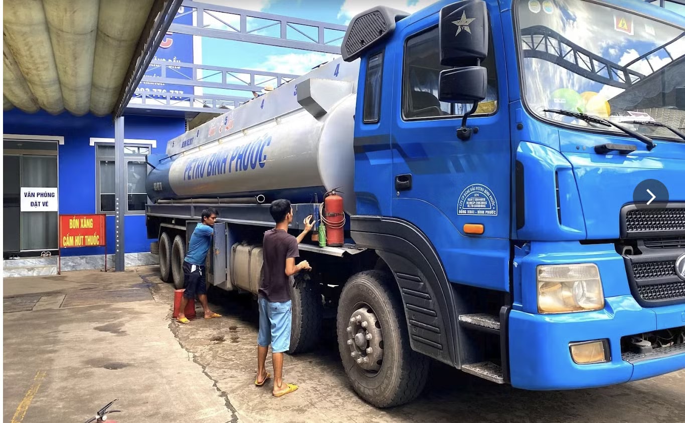 Petro Bình Phước bị phát hiện nhiều vi phạm trong hoạt động kinh doanh xăng dầu Loạt sai phạm quản lý, kinh doanh xăng dầu ở Đồng Nai - Ảnh 1.