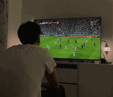 Thức trắng đêm xem World Cup, anh Tiêu, 30 tuổi phải nhập viện cấp cứu vì đau đầu dữ dội