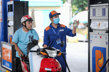 Tin vui: Giá xăng giảm còn hơn 19.000 đồng/lít