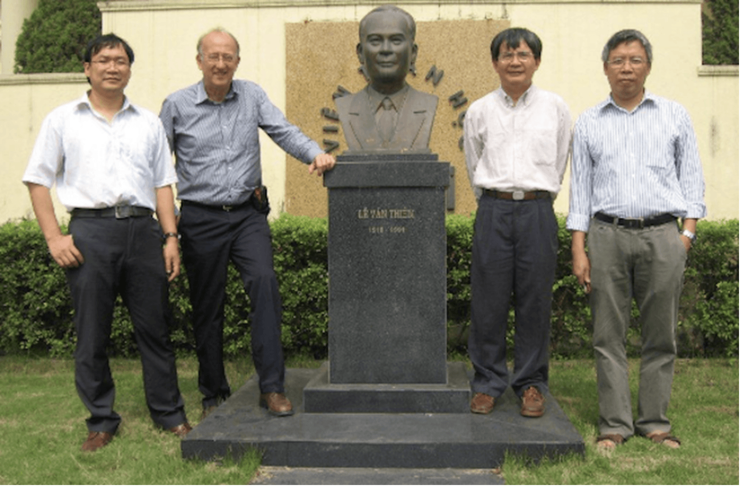 anh-man-hinh-2026-06-24-luc-23.42.05_1782319548.png