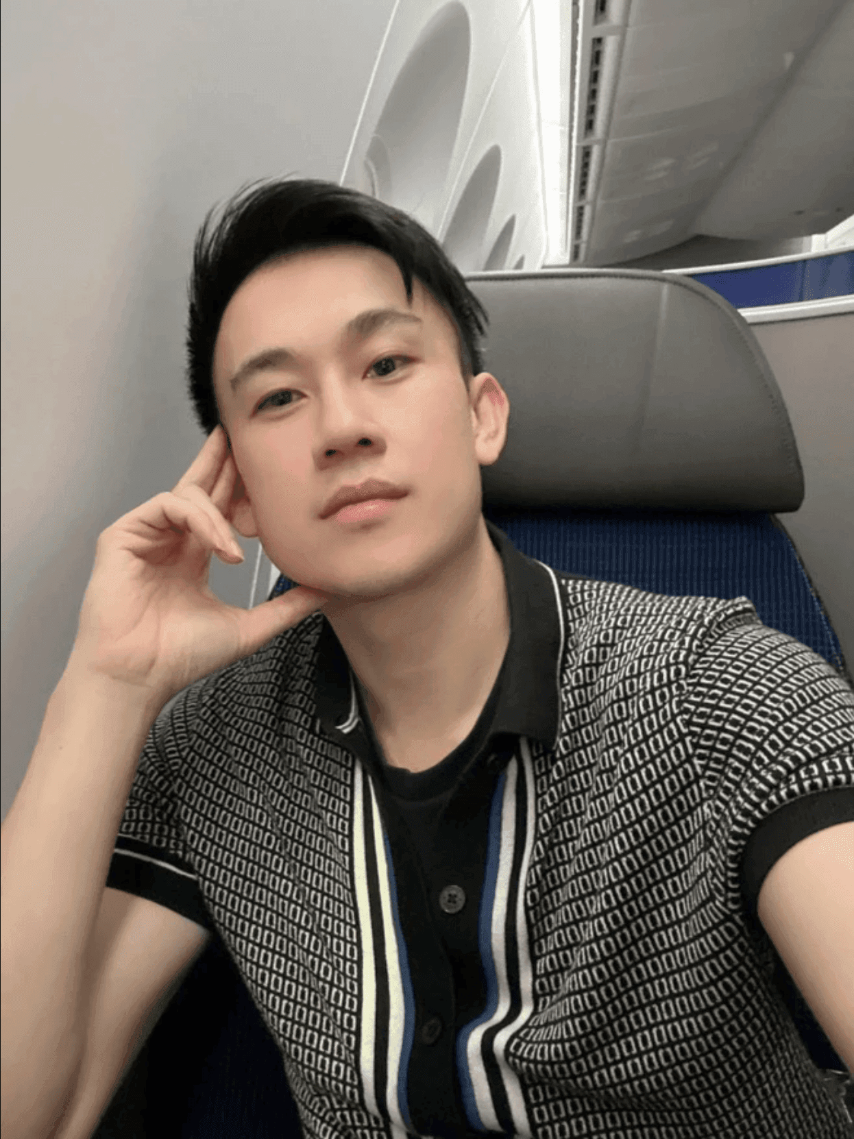 Ảnh màn hình 2026-06-25 lúc 23.17.37