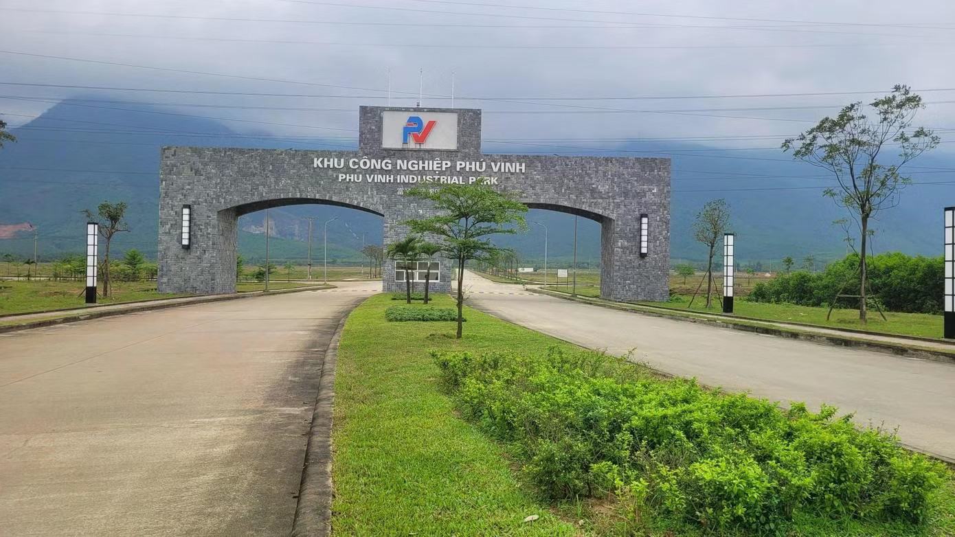 Dự án xây dựng hệ thống cung cấp khí LPG, LNG cho Khu công nghiệp Phú Vinh đã bị chấm dứt hoạt động. 'Khai tử' 8 dự án tại Khu kinh tế Vũng Áng - Ảnh 1.