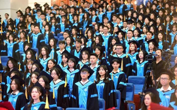 ĐH kinh tế top đầu Việt Nam dự kiến bỏ xét tuyển kết hợp IELTS với điểm thi đánh giá năng lực