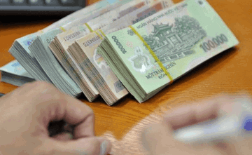 Mỗi Đảng viên được nhận Huy hiệu cùng tiền thưởng 20.240.000 đồng, dịp gì và điều kiện cụ thể ra sao?