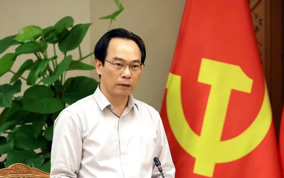 Bộ trưởng Bộ Giáo dục và Đào tạo Hoàng Minh Sơn phát biểu. Ảnh: VGP Cả nước hiện còn thiếu hơn 110 nghìn biên chế giáo viên - Ảnh 1.