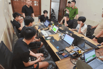 Xét xử 'sư thầy' Trần Huy Hoàng, 24 tuổi cùng 14 đồng bọn