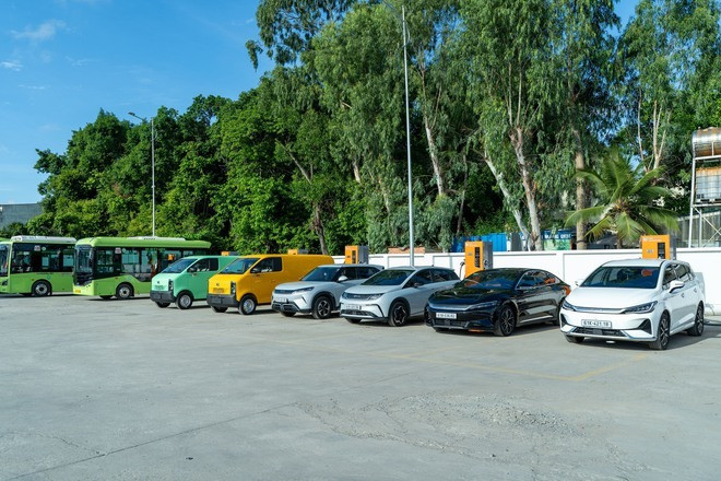 xe-byd-tram-sac-kim-long-2.jpg