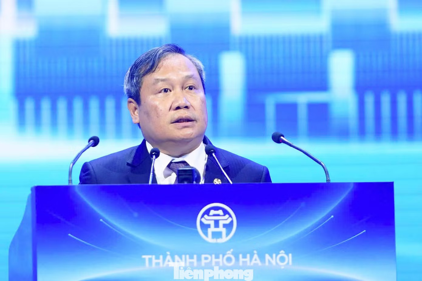 Chủ tịch Hà Nội phát biểu tại Hội nghị Công bố Quy hoạch Thủ đô Hà Nội tầm nhìn 100 năm và Xúc tiến đầu tư năm 2026 Hà Nội công bố quy hoạch 100 năm, kêu gọi đầu tư 276 dự án - Ảnh 1.