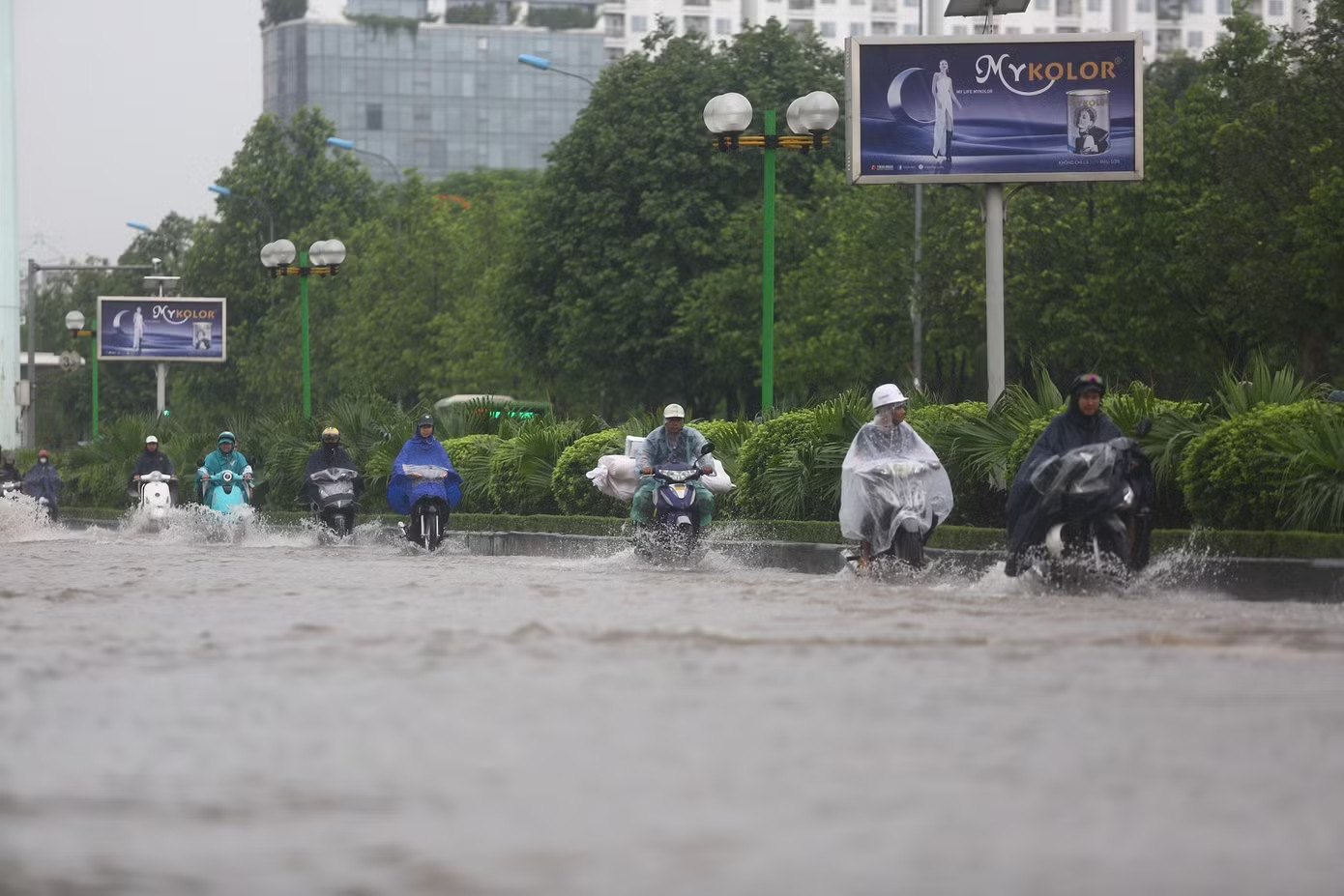 Dự báo miền Bắc đón mưa lớn từ chiều tối và đêm 29/6 đến ngày 1/7. Thông tin mới về đợt mưa lớn ở miền Bắc - Ảnh 1.