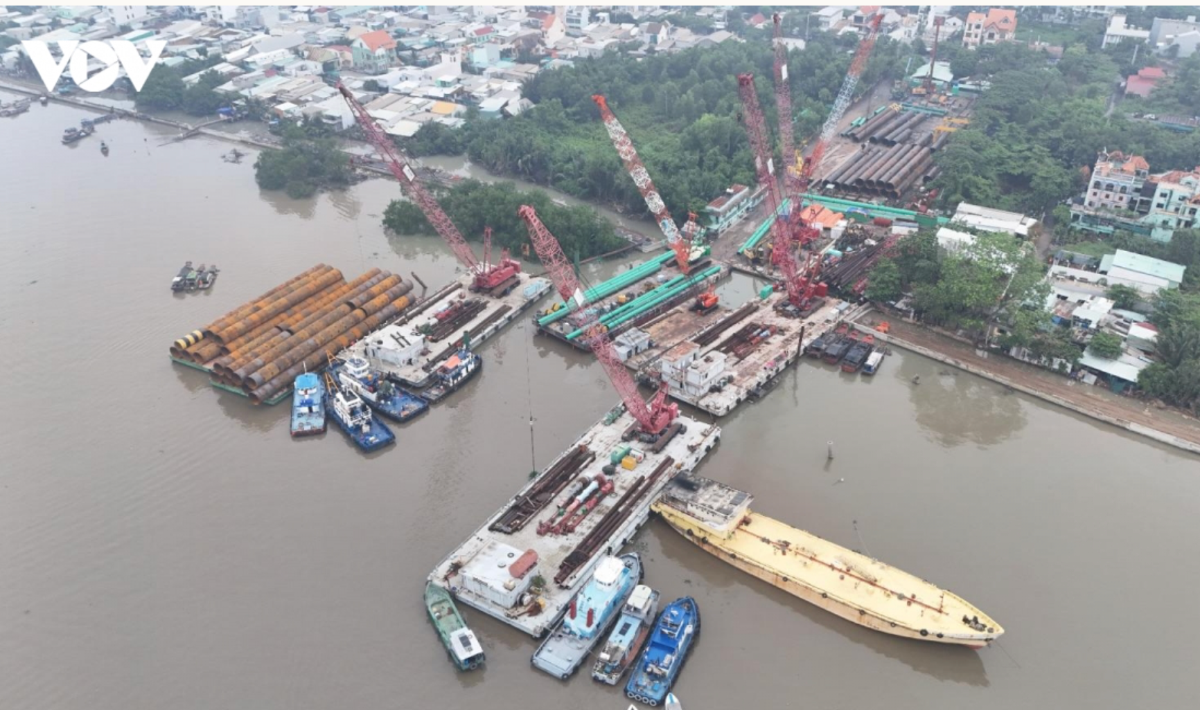 Chỉ vài giờ nữa, Việt Nam chính thức khởi công cây cầu dây văng 13.000 tỷ lớn nhất thành phố giàu nhất đất nước, xóa bỏ bến phà lâu đời- Ảnh 1.