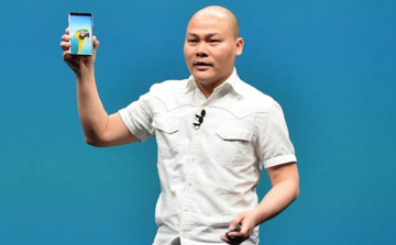 Điện thoại Bphone A50 của ông Nguyễn Tử Quảng 'cháy hàng' ngày trở lại