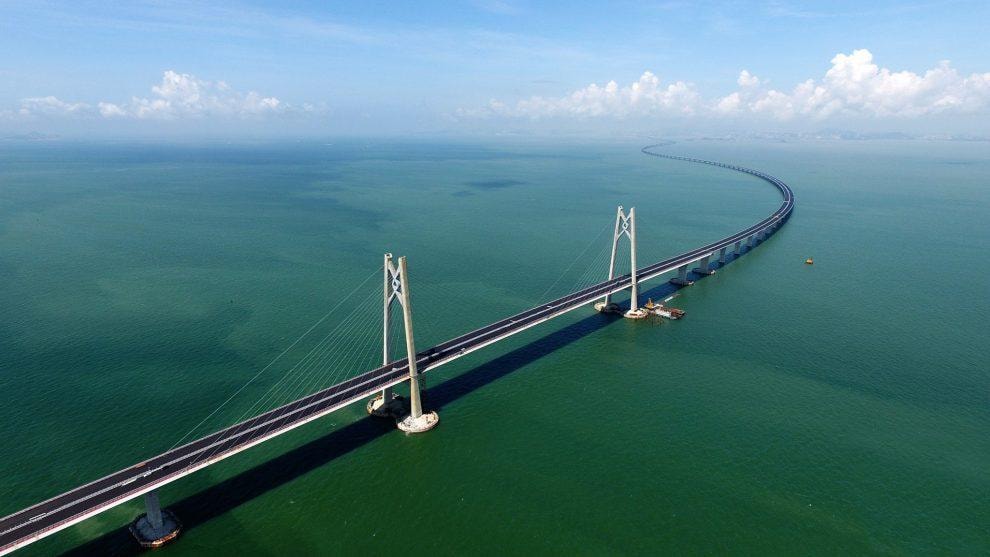 imagem-de-ponte-hong-kong-zhuhai-macau-xinhua-reproduzida-de-china2brazil_1780390764.jpg