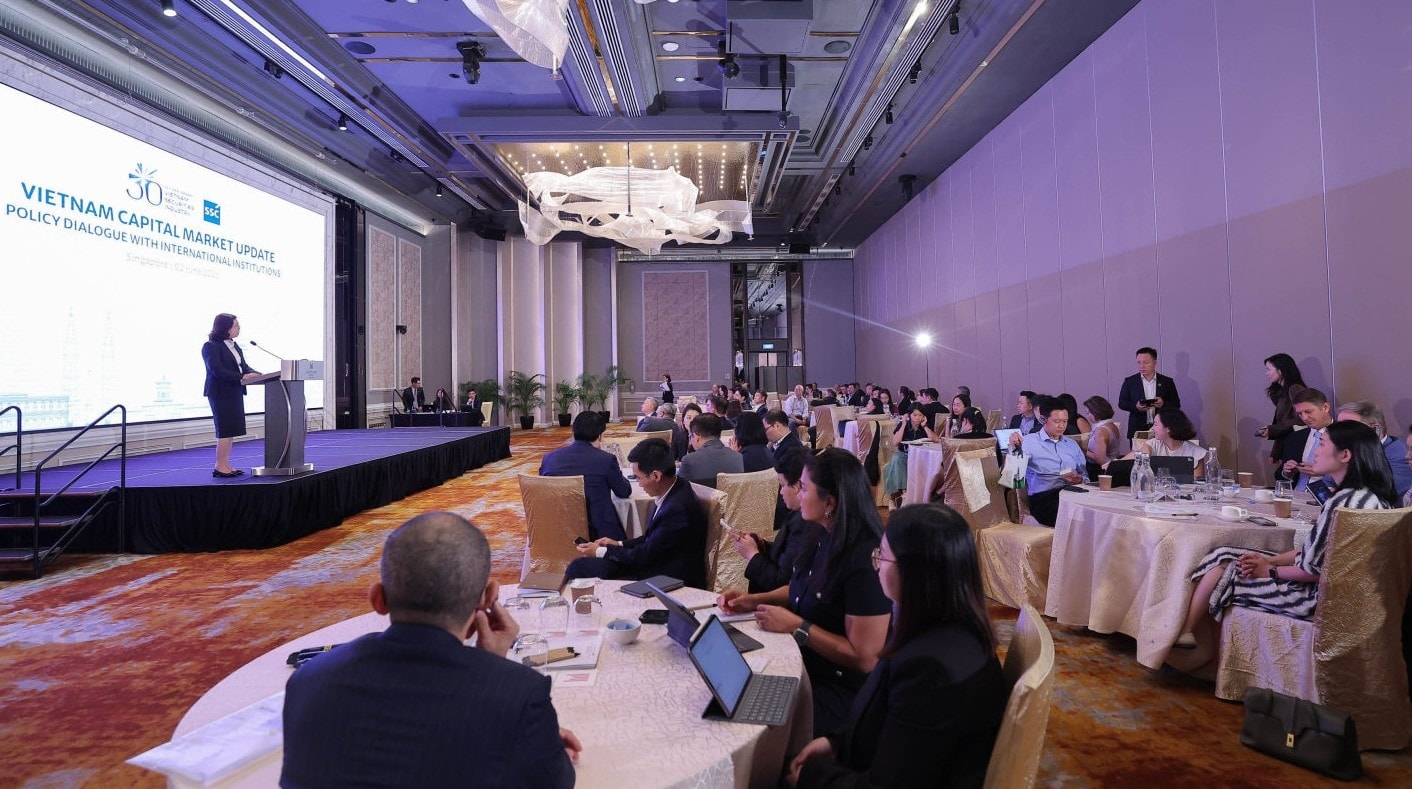 UBCKNN làm việc cùng 100 nhà đầu tư quốc tế và MSCI, thúc đẩy nâng hạng thị trường - Ảnh 1.