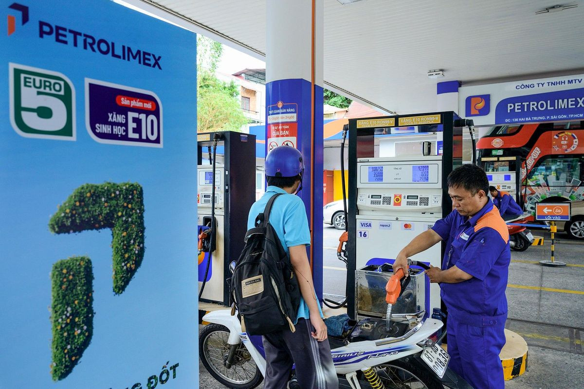 Petrolimex đưa ra kiến nghị về cơ chế tính giá xăng E10