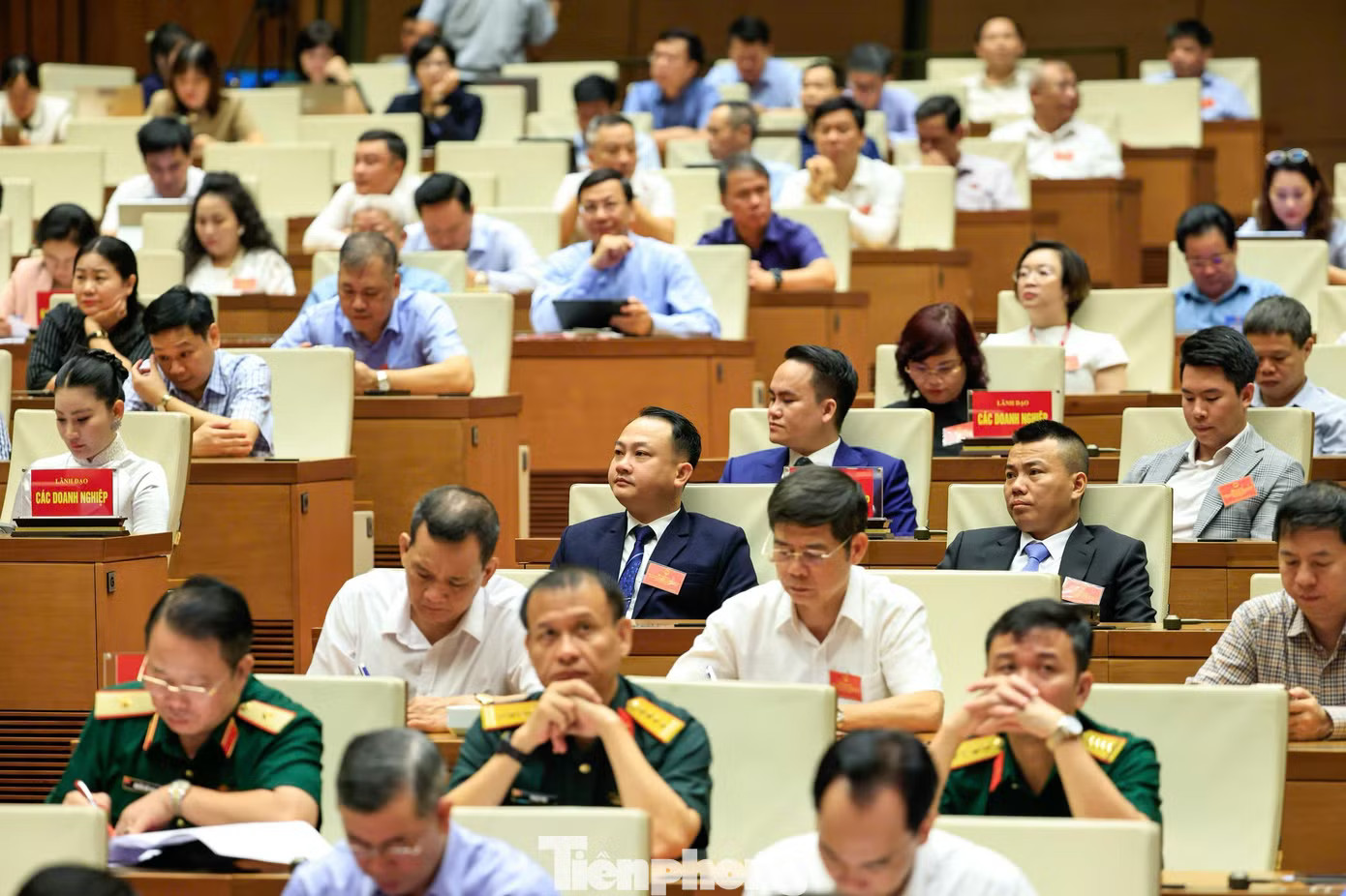 Tổng Bí thư, Chủ tịch nước: Không để nhà đầu tư phải đi qua quá nhiều cửa, mất quá nhiều thời gian và chi phí - Ảnh 5.