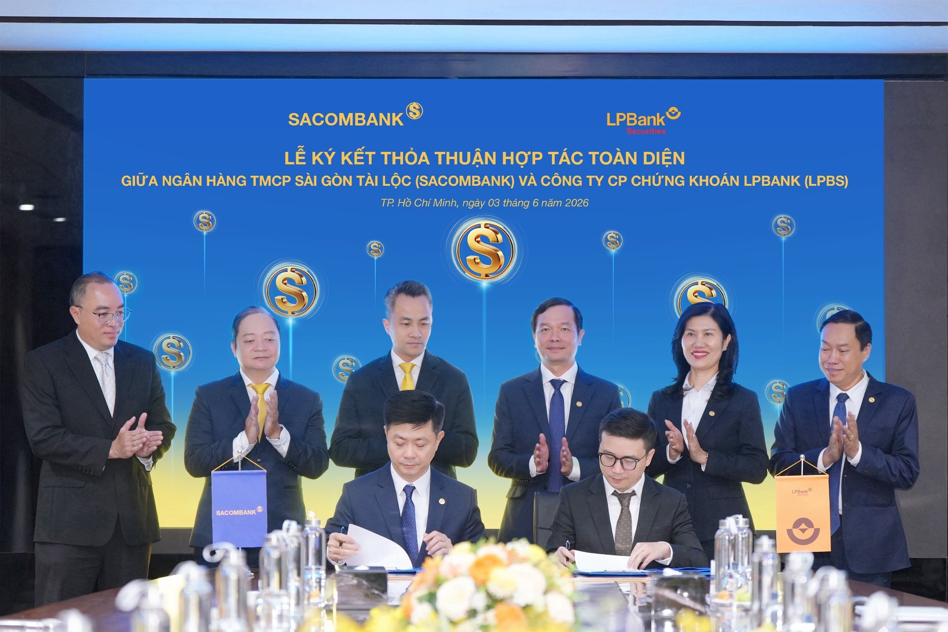 SACOMBANK (<a style='text-decoration: none;' href='/STB'>STB</a>) và LPBS ký kết hợp tác toàn diện, gia tăng tiện ích và trải nghiệm cho khách hàng - Ảnh 1.