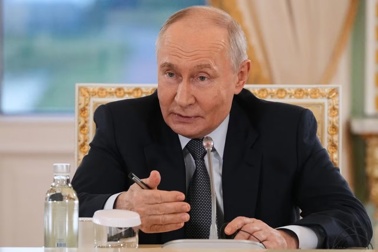 Tổng thống Putin: Nga sẵn sàng hỗ trợ giải quyết vấn đề hạt nhân Iran - Ảnh 1.