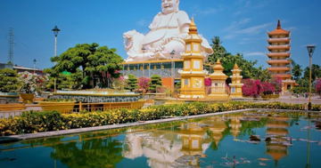 Lần đầu tiên trong lịch sử, Việt Nam có một công trình tâm linh đứng chung bảng xếp hạng với Trung Quốc về quy mô lớn nhất thế giới