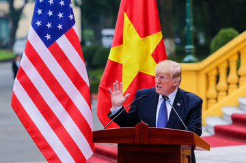 Mỹ bất ngờ muốn áp thuế 12,5% với nhiều mặt hàng quan trọng của Việt Nam, chuyên gia đánh giá mức độ ảnh hưởng