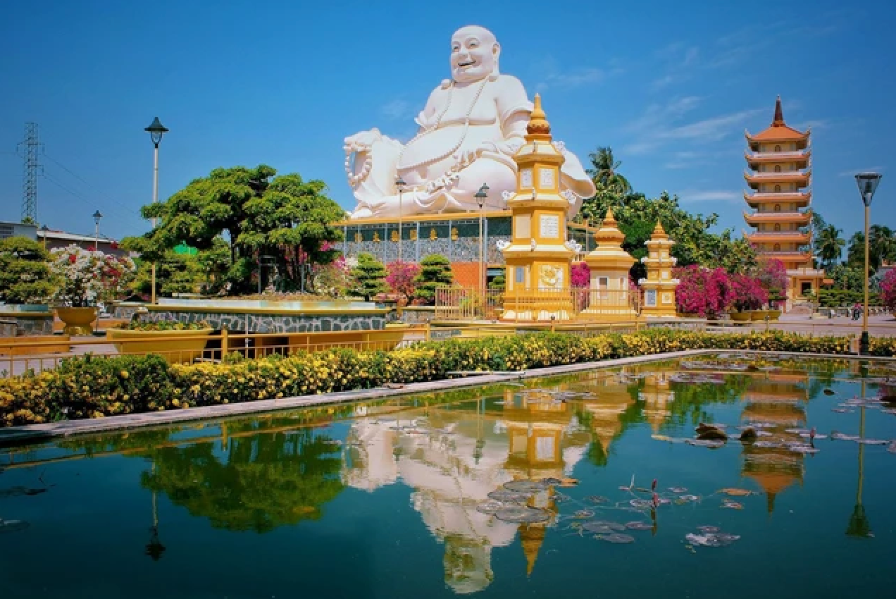 Lần đầu tiên trong lịch sử, Việt Nam có một công trình tâm linh đứng chung bảng xếp hạng với Trung Quốc về quy mô lớn nhất thế giới- Ảnh 1.