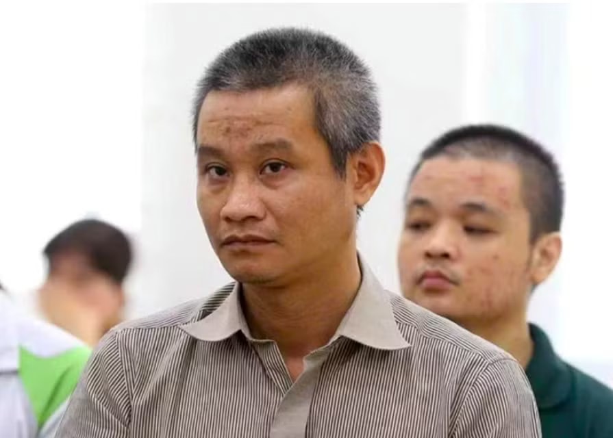 Bị cáo Trịnh Trọng Trung Cựu Phó Cục trưởng Cục Thi hành án dân sự Hà Nội lĩnh án vì cấp dưới chiếm đoạt vật chứng nhiều vụ án - Ảnh 1.