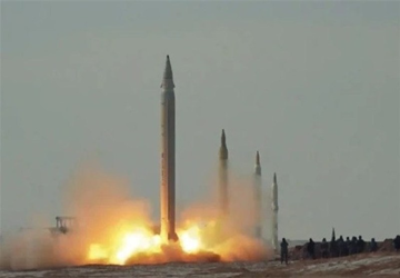 Iran phát động chiến dịch ‘Chiến thắng' tập kích loạt căn cứ của Israel