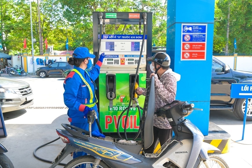 Sau 1 tuần triển khai xăng E10 trên toàn quốc, Bộ Công Thương ra chỉ đạo nóng - Ảnh 1.