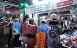 Địa phương tiêu thụ thịt heo lớn nhất nước thí điểm hình thức bán thịt mới, tiểu thương nô nức ủng hộ