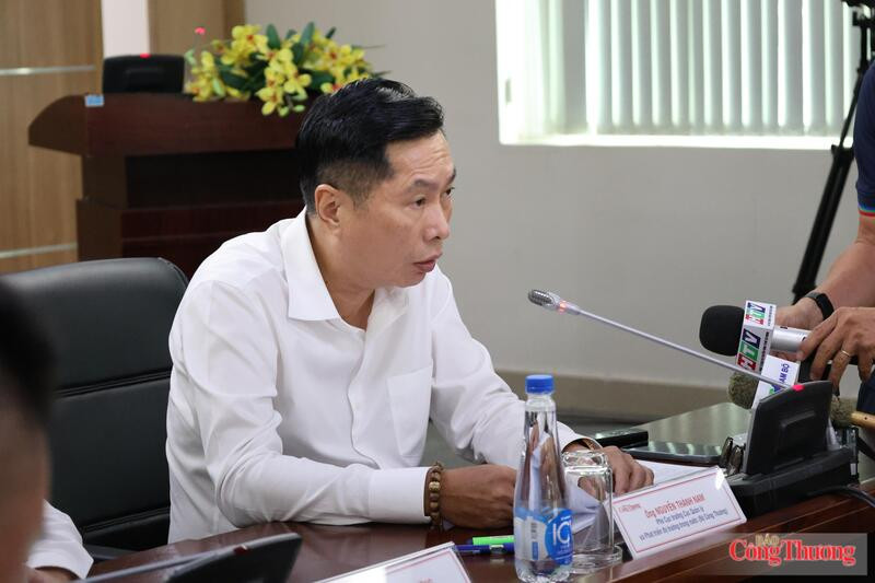 img2042-09461712-compressed.jpg