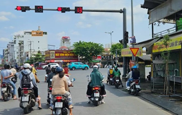 Quy định mới về đèn đỏ, đèn xanh, đèn vàng, nếu dừng quá vạch có bị phạt không?