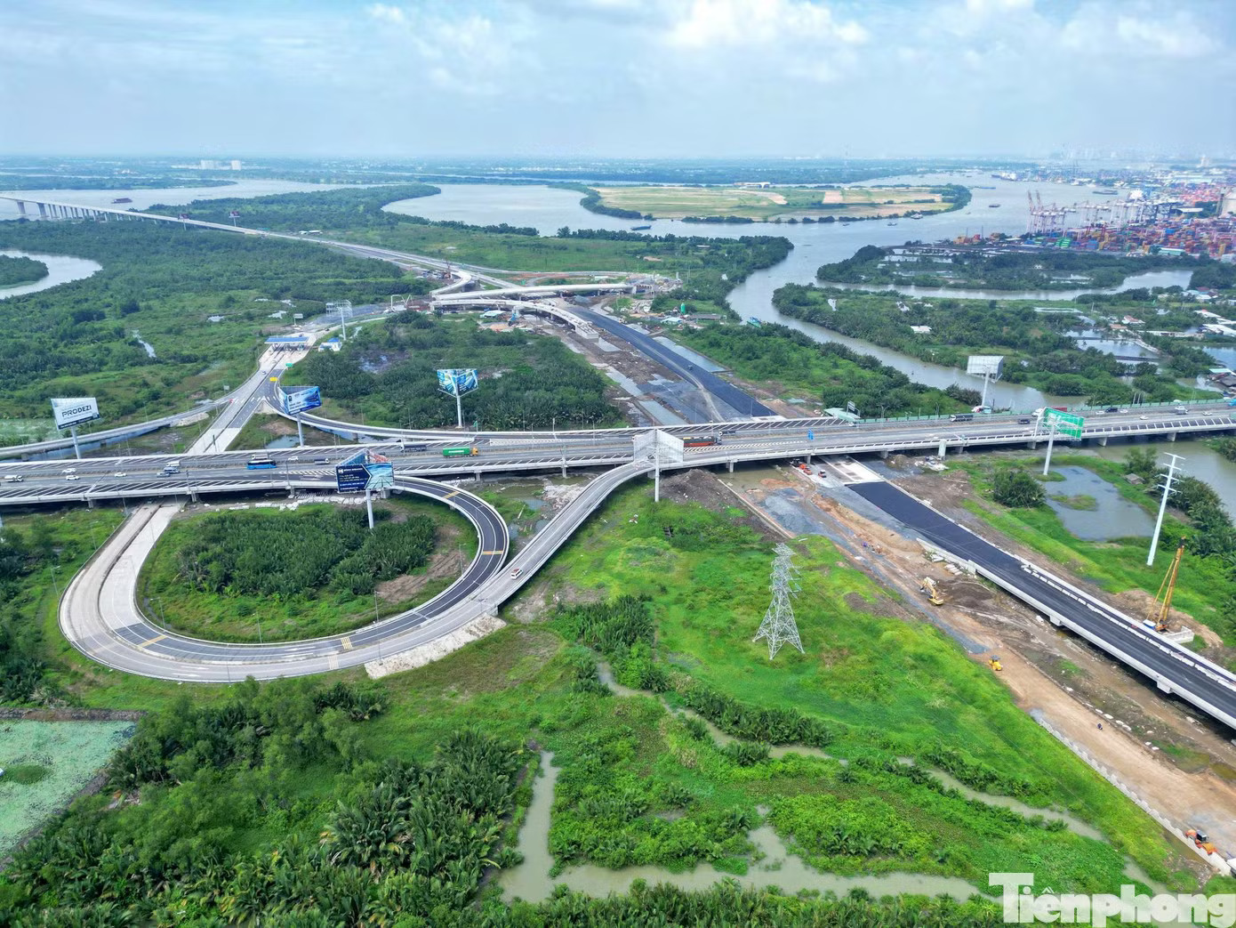 Toàn cảnh đường Vành đai 3 TPHCM qua Bình Dương trước mục tiêu thông xe trong năm 2026 - Ảnh 16.
