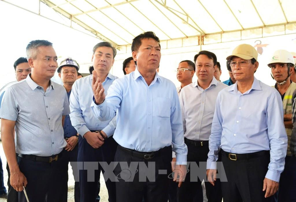 184403-bo-truong-bo-xay-dung-tran-hong-minh-thi-sat-du-an-mo-rong-cao-toc-cam-lo-la-son.jpg