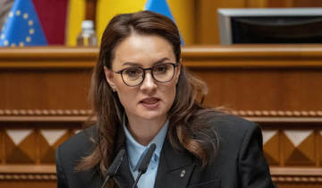 Tổng thống Ukraine Zelensky miễn nhiệm thủ tướng, cải tổ chính phủ