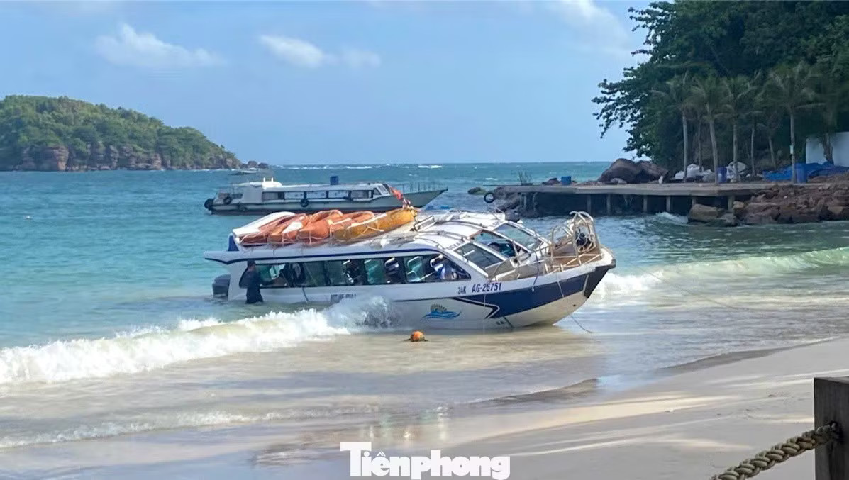 Thông tin mới nhất về chiếc ca nô lật ở Phú Quốc khiến 15 người tử vong - Ảnh 1.