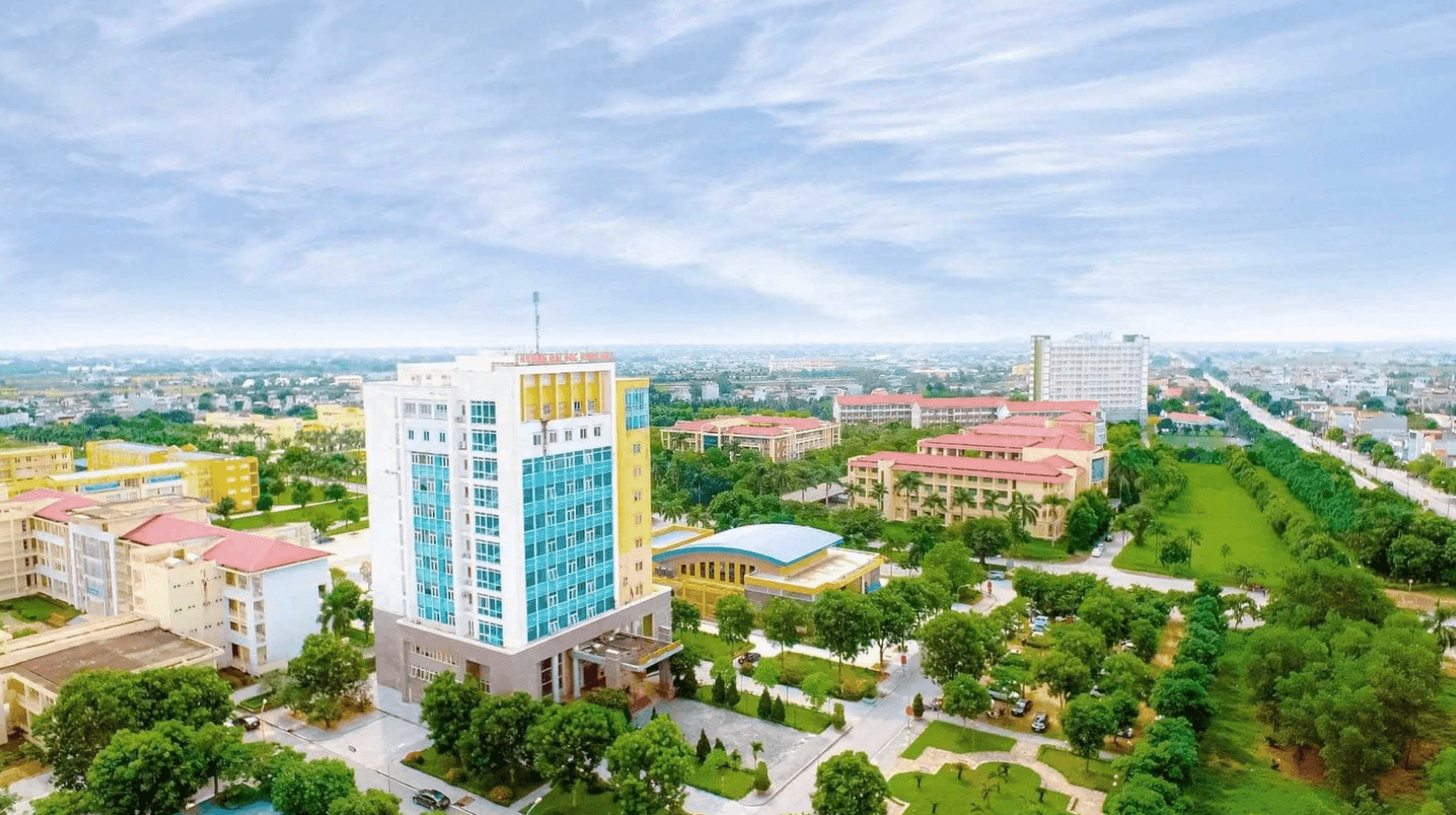 Việt Nam sáp nhập 2 trường đại học, đã được Thủ tướng phê duyệt - Ảnh 2.