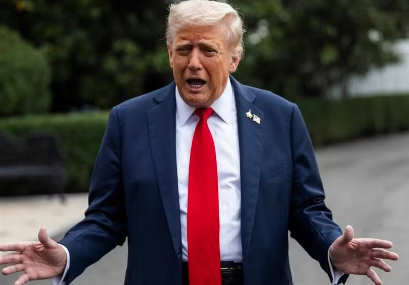 Tổng thống Mỹ Donald Trump. Mỹ sẽ tấn công các nhà máy điện, cầu của Iran vào tuần tới? - Ảnh 1.