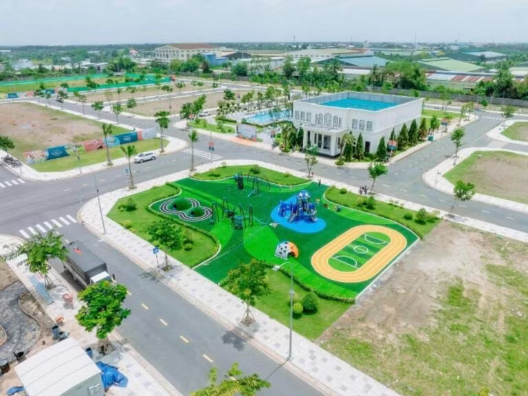 Đất nền không còn được xem là tài sản tích lũy cuối cùng của người dân. Giao dịch chững, đất nền bị 'thất sủng' - Ảnh 2.
