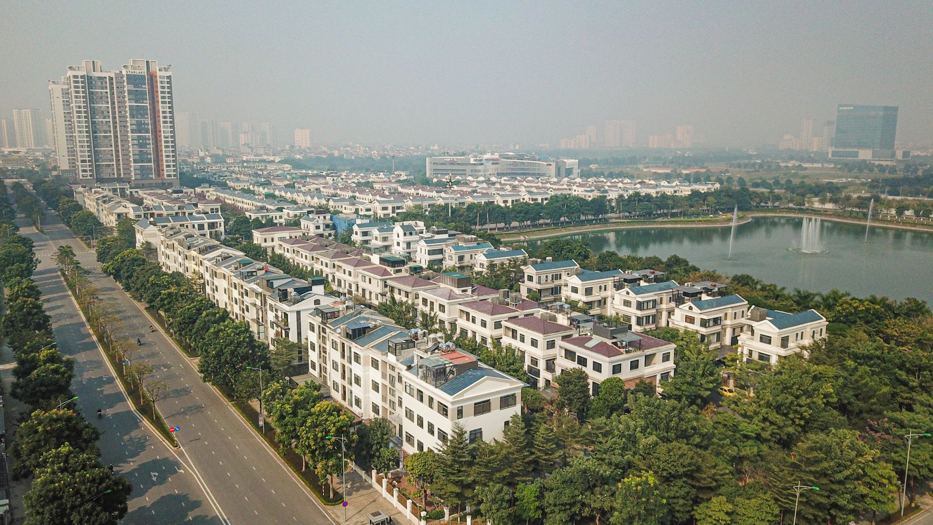 Lộ diện 3 dự án bất động sản góp hơn 50% nguồn thu tiền sử dụng đất của Hà Nội- Ảnh 1.