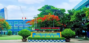 Bộ trưởng Bộ GD&ĐT quyết định sáp nhập 2 trường cao đẳng