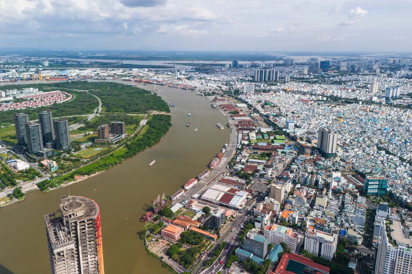 Dự thảo Quy hoạch tổng thể TPHCM thời kỳ 2025 - 2050, tầm nhìn 100 năm chia TPHCM thành 10 vùng phát triển. TPHCM dự kiến quy hoạch thành 10 vùng phát triển - Ảnh 1.