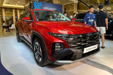 Hyundai Tucson Hybrid lộ diện tại Hà Nội: Hé lộ giá bán hơn 1 tỷ đồng, phả hơi nóng lên CR-V e:HEV