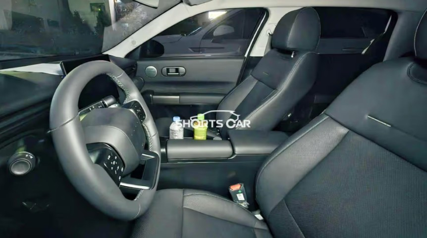 Hyundai Elantra 2027-a113