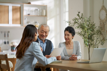 Ép khách hàng vay vốn mua bảo hiểm, Ngân hàng Nhà nước nói gì?
