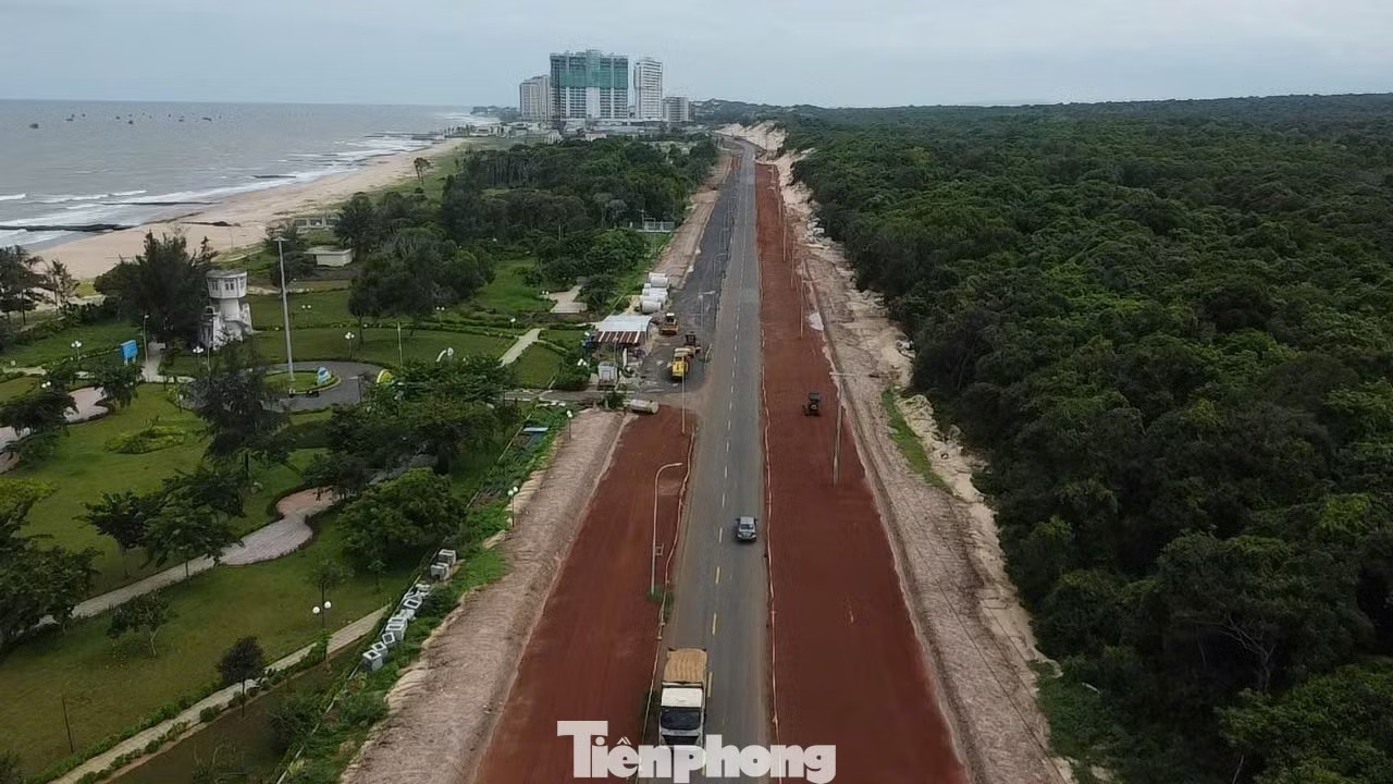 Đường ven biển TPHCM - Lâm Đồng 'khát' vật liệu, mặt bằng - Ảnh 1.
