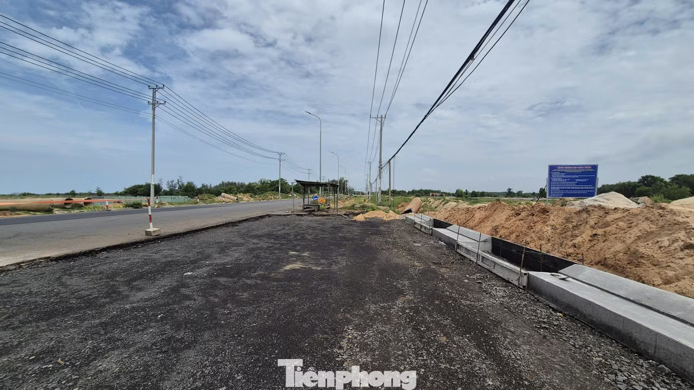 Đường ven biển TPHCM - Lâm Đồng 'khát' vật liệu, mặt bằng - Ảnh 12.