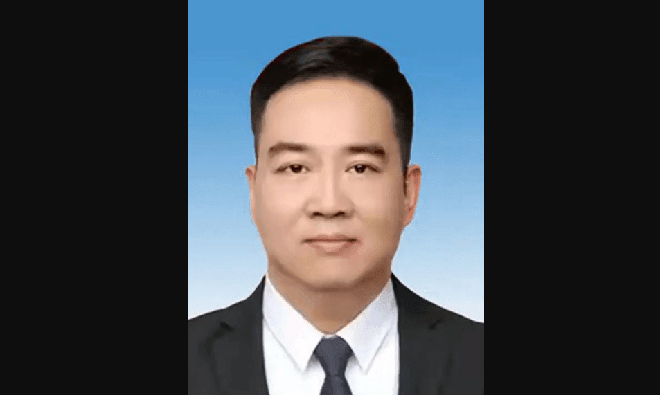 Cách chức, tịch thu tài sản, khai trừ khỏi Đảng đối với nguyên Ủy viên Ban Thường vụ Thành ủy, nguyên Chánh Văn phòng Thành ủy SN 1974 tại Trung Quốc - Ảnh 1.