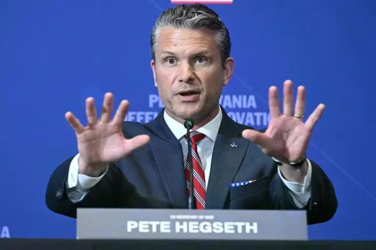 Bộ trưởng Chiến tranh Mỹ Pete Hegseth. Bộ trưởng Chiến tranh Mỹ tiết lộ chi phí 'khổng lồ' cho cuộc chiến ở Iran - Ảnh 1.