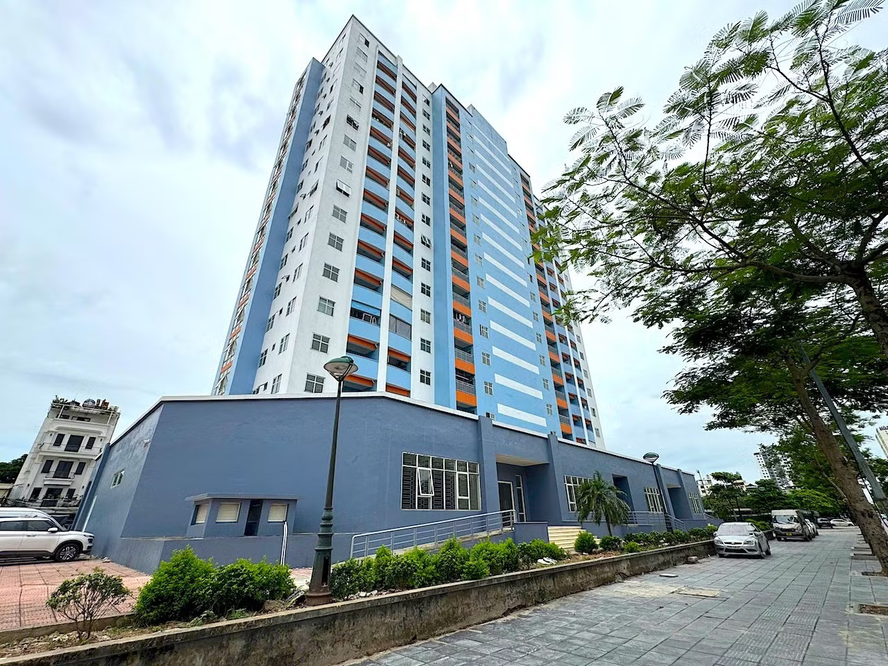 Hà Nội đồng loạt cải tạo, chuyển đổi công năng các khu nhà tái định cư bỏ hoang - Ảnh 6.