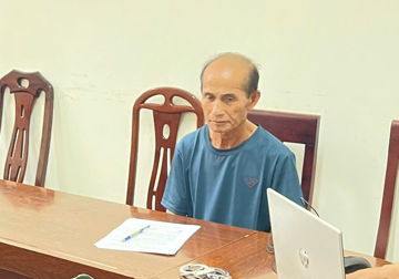 Bắt giữ cụ ông 76 tuổi